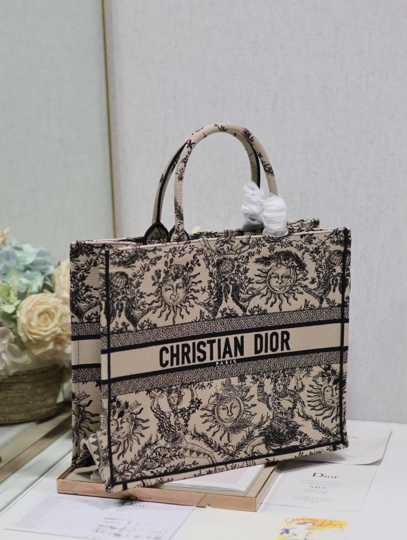 Christian Dior Shopping Bags